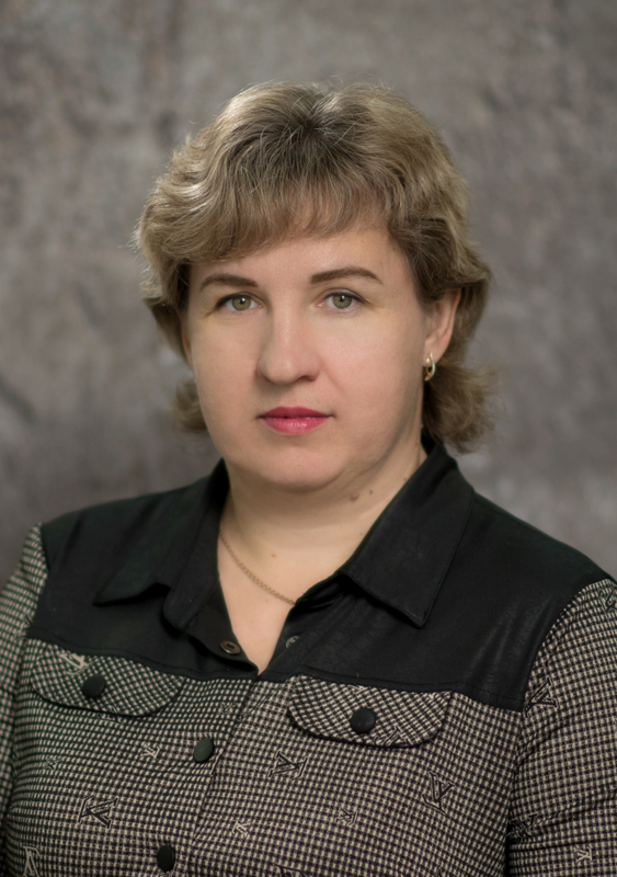 Карева Оксана Викторовна.